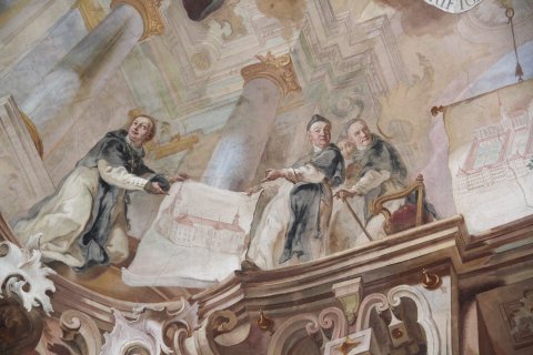 Detail aus dem Langhausfresko der Birnauer Wallfahrtskirche von Gottfried Bernhard Göz, 1748 mit Darstellungen der Auftraggeber: Abt Anselm II. Schwab (links), Stephan II. Enroth (Mitte) und Stephan I. (?, rechts)